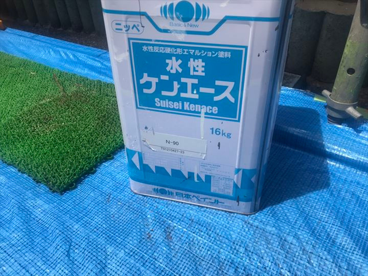 アクリル塗料