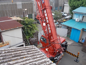 戸塚区-工場屋根003.JPG