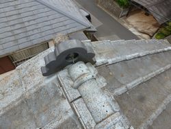 横浜市都筑区でセメント瓦屋根の漆喰取り直し