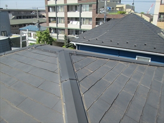 ２階の天井から雨漏り｜川崎市宮前区