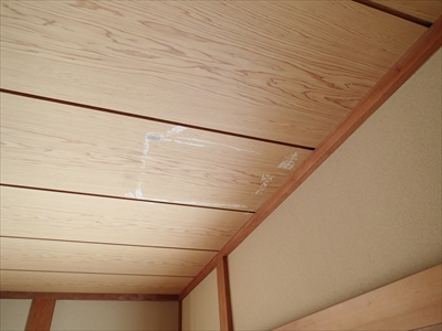 【雨押え雨漏り】泉区　点検　和室天井張替え　コロニアル屋根