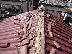 横浜市泉区で棟瓦取り直し工事が完了