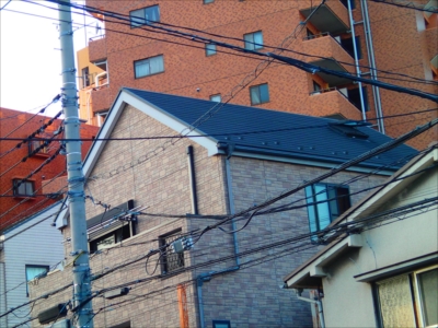 【棟板金】3階建ての急勾配　南区　井土ヶ谷　棟板金点検