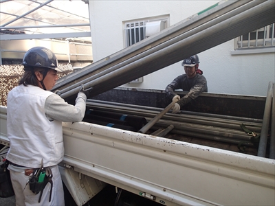 JFEトタン屋根・外壁張替工事!足場架設｜横浜市神奈川区